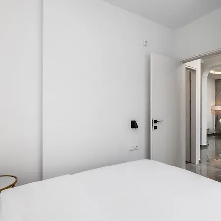 Mirror Luxury Penthouse By Binobi! Thessaloníki