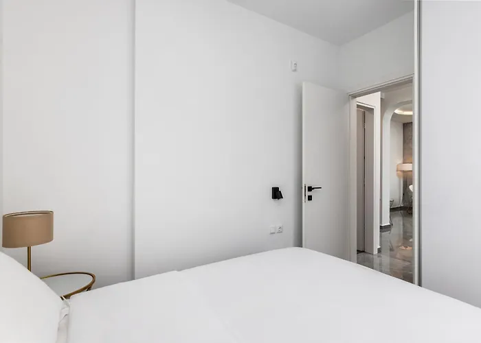 Mirror Luxury Penthouse By Binobi! סלוניקי